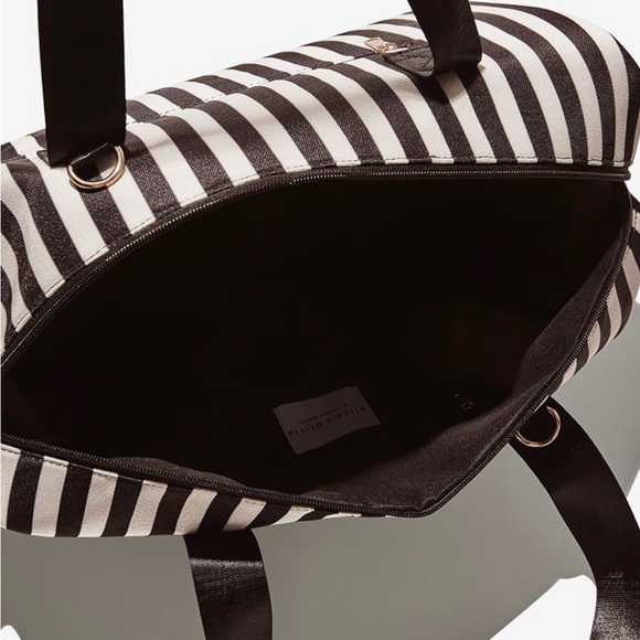 Alice + Olivia Duffle Bag In Positano Stripe ~ A+O Travel ~ Gym Tote ~ Overnight - Picture 9 of 14
